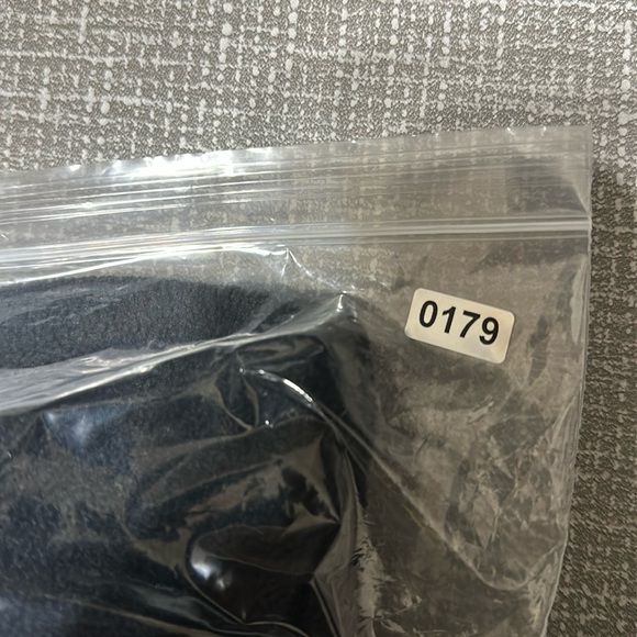 Columbia Women’s Black Fleece Jacket size Medium - Picture 12 of 12